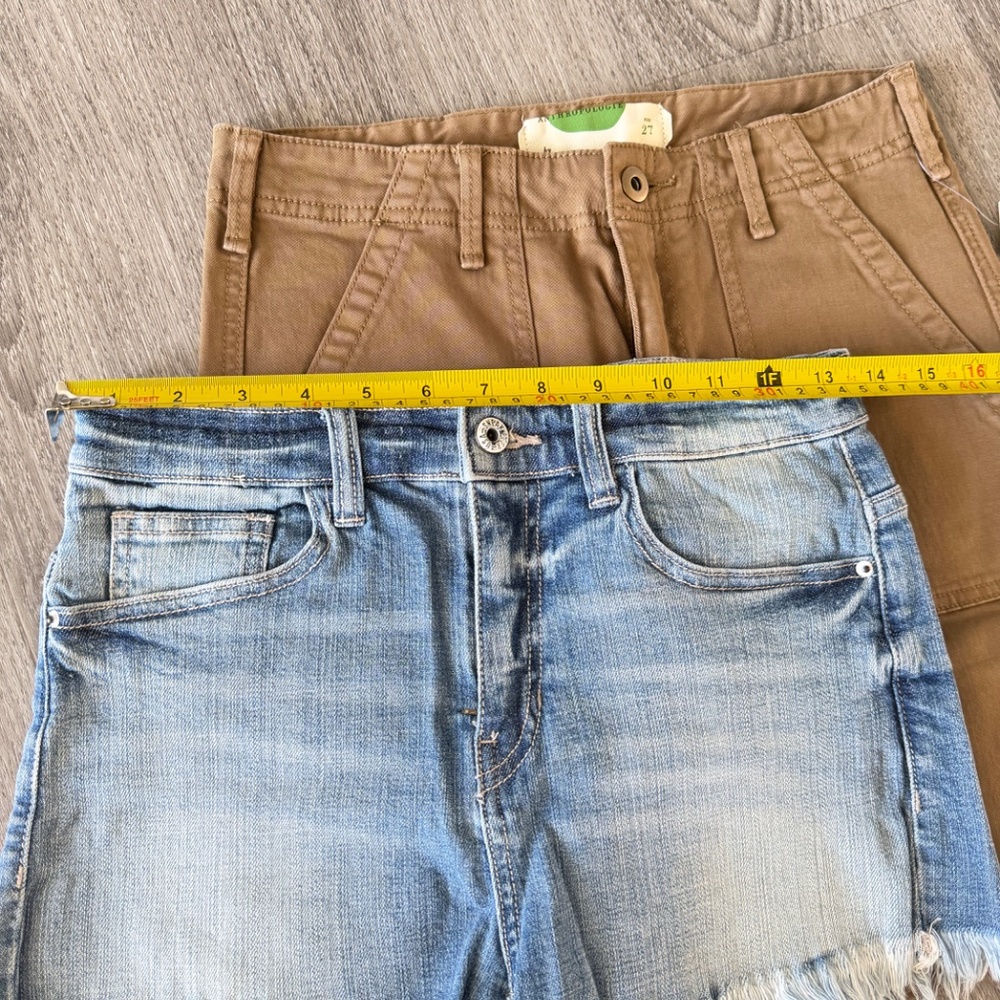 Anthropologie Bundle 3 pairs of shorts. - Picture 10 of 12